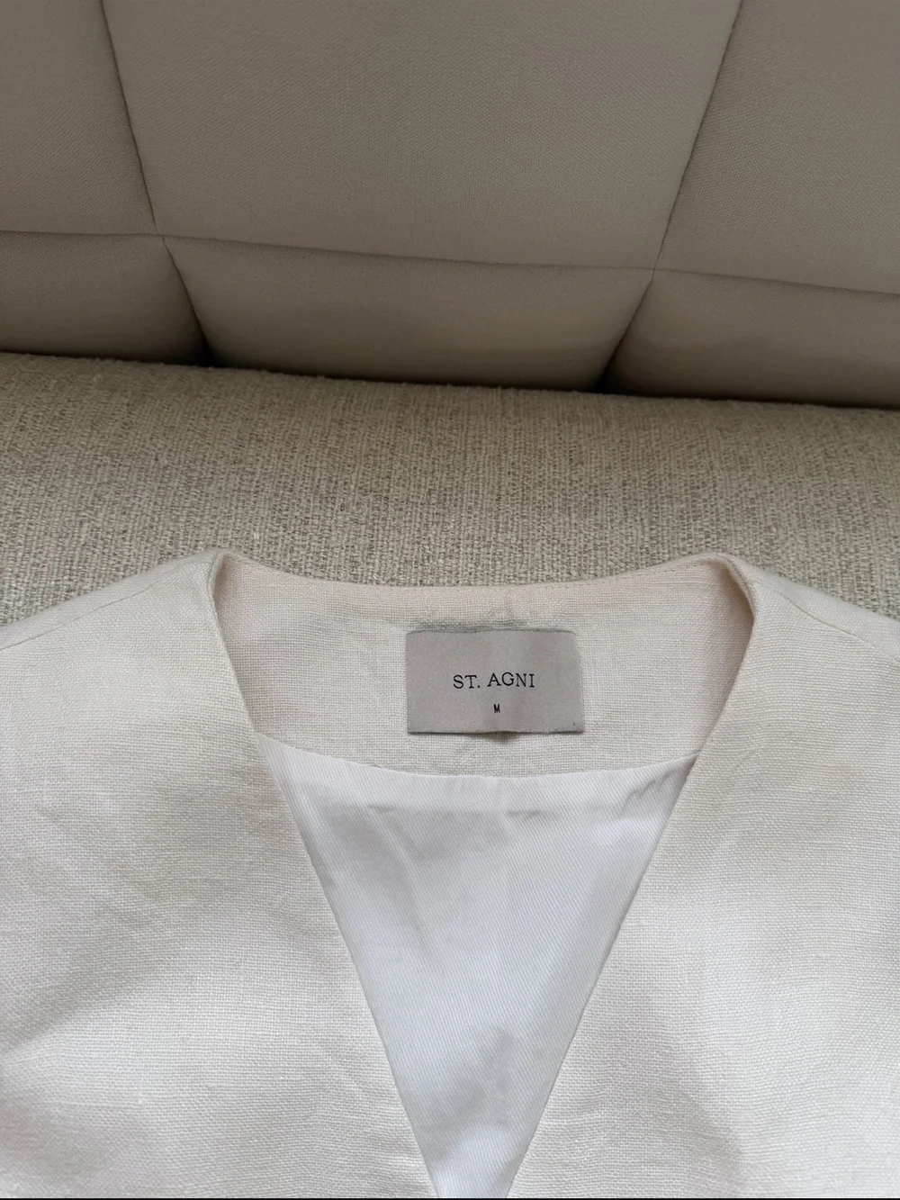 St. Agni Linen Vest - Picture 5 of 6